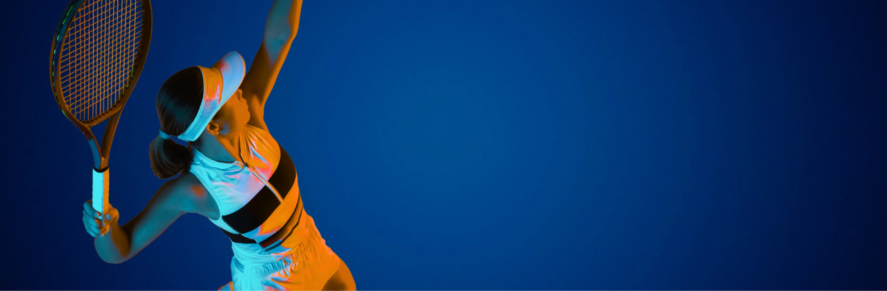 Contrat e-PER : visuel d'une joueuse de tennis