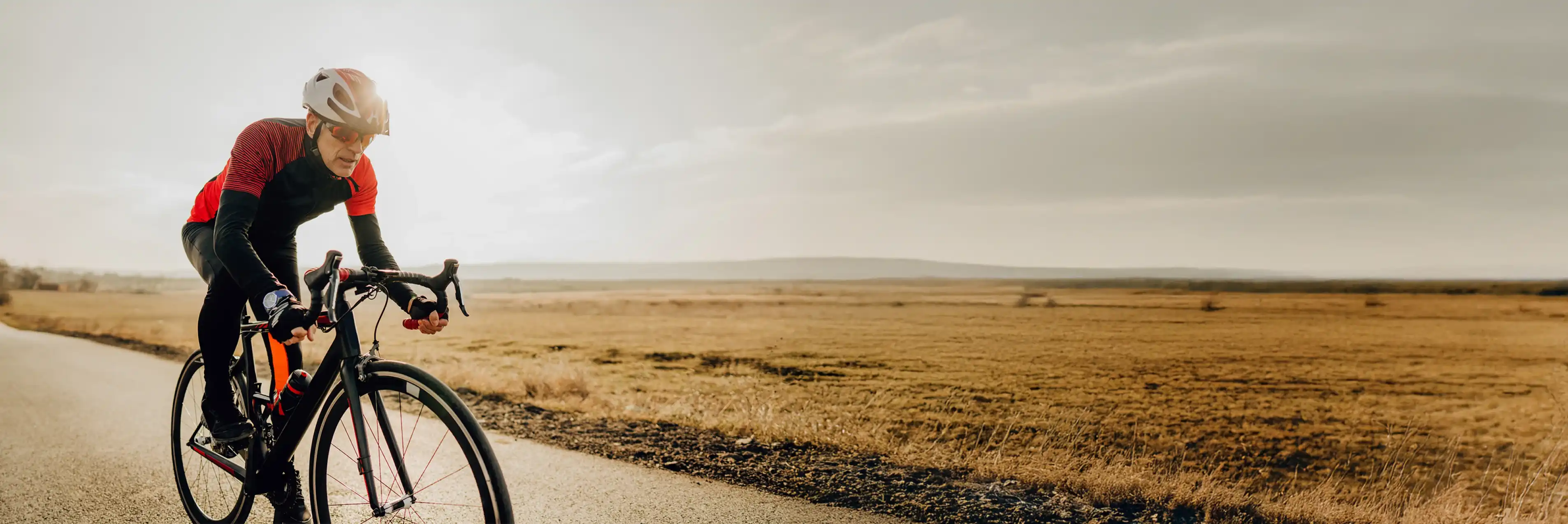 Contrat titres@PER : visuel d'un cycliste.
